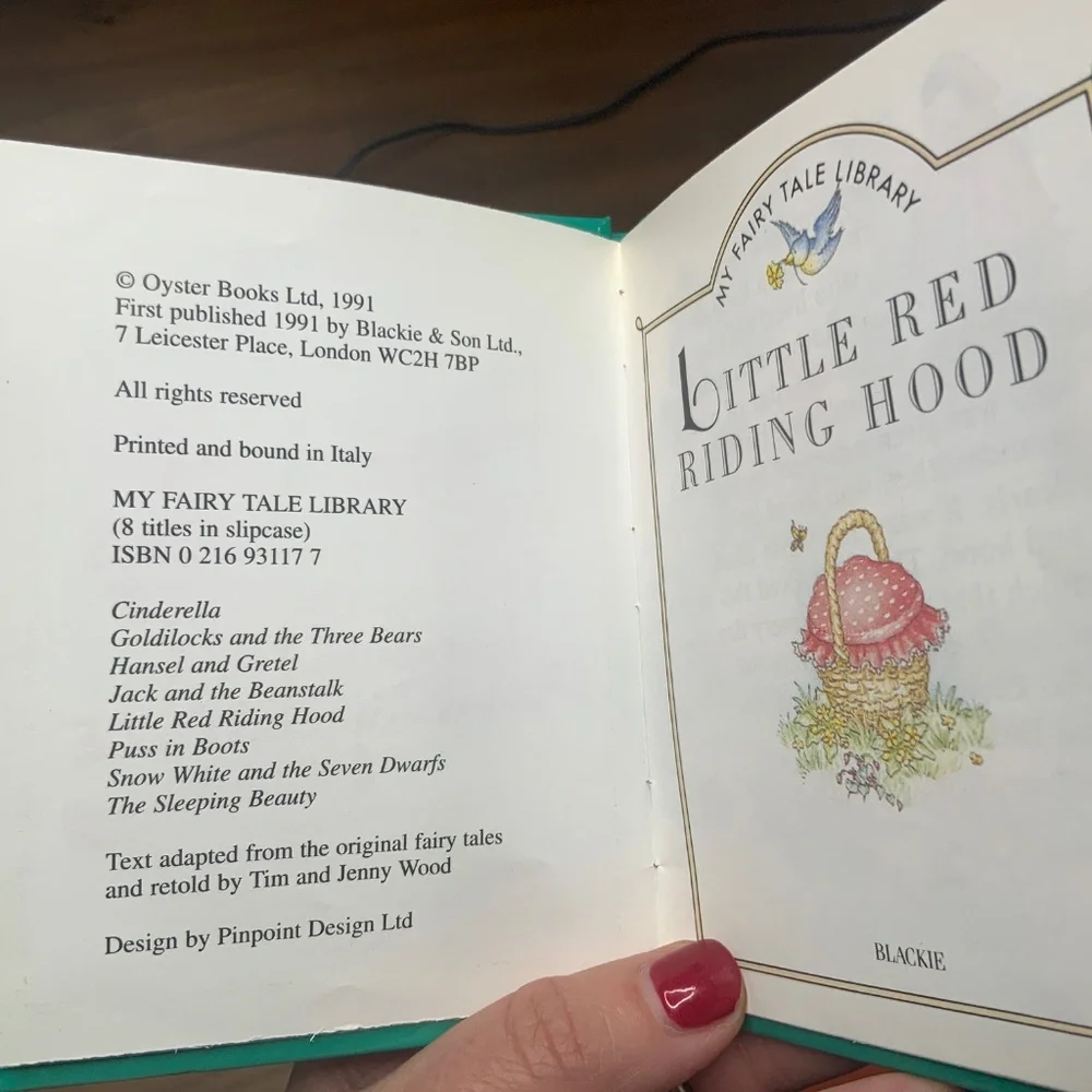 “My Fairy Tale Library” Eight Little Books in Slipcase